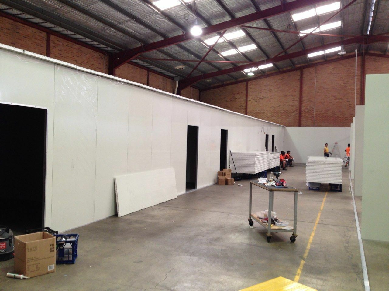 Aluminium Extrusions and coolroom accessories